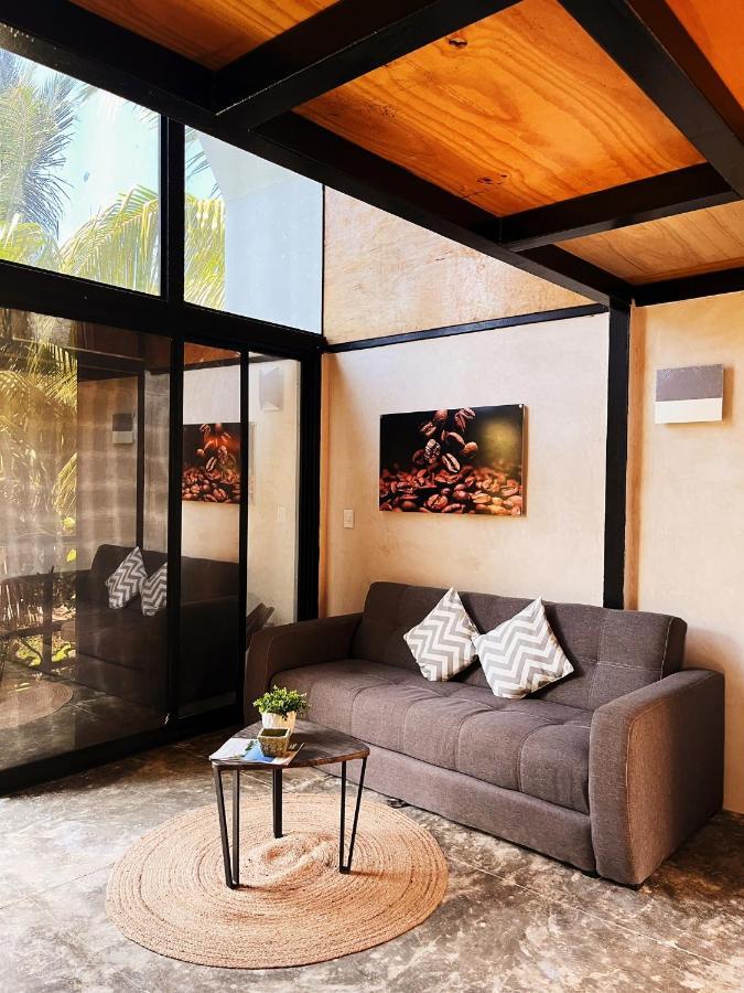 Xtambaa Cabins & Spa Only Adults El Cuyo Ngoại thất bức ảnh